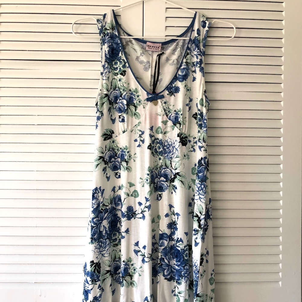 White & Blue Floral Sleeveless Sleep Dress - Pepita - New In Box - NWT - Medium